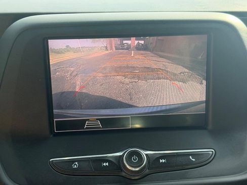 Used 2022 Chevrolet Camaro LT RWD image 18