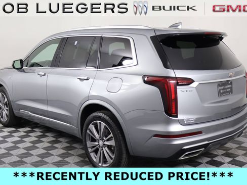 Certified 2025 Cadillac XT6 Premium Luxury FWD image 5
