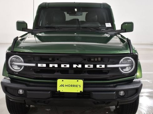 Used 2025 Ford Bronco Outer Banks image 3