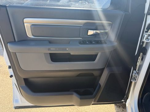 Used 2015 RAM 2500 Big Horn image 9