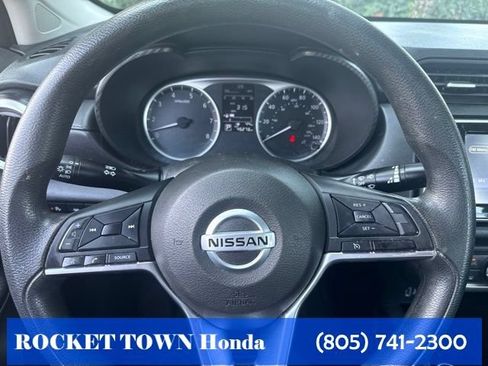Used 2020 Nissan Versa S FWD image 13