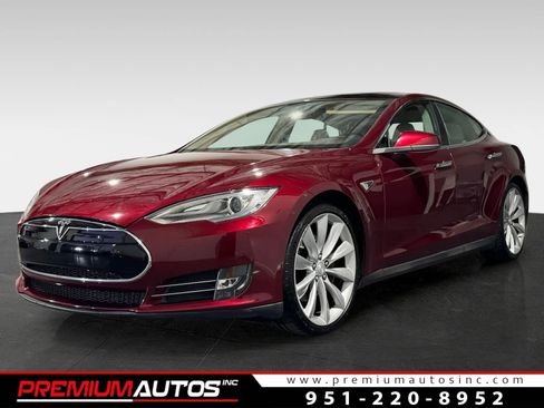 Used 2012 Tesla Model S Performance image 1