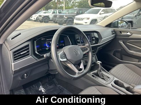 Used 2024 Volkswagen Jetta S FWD image 11