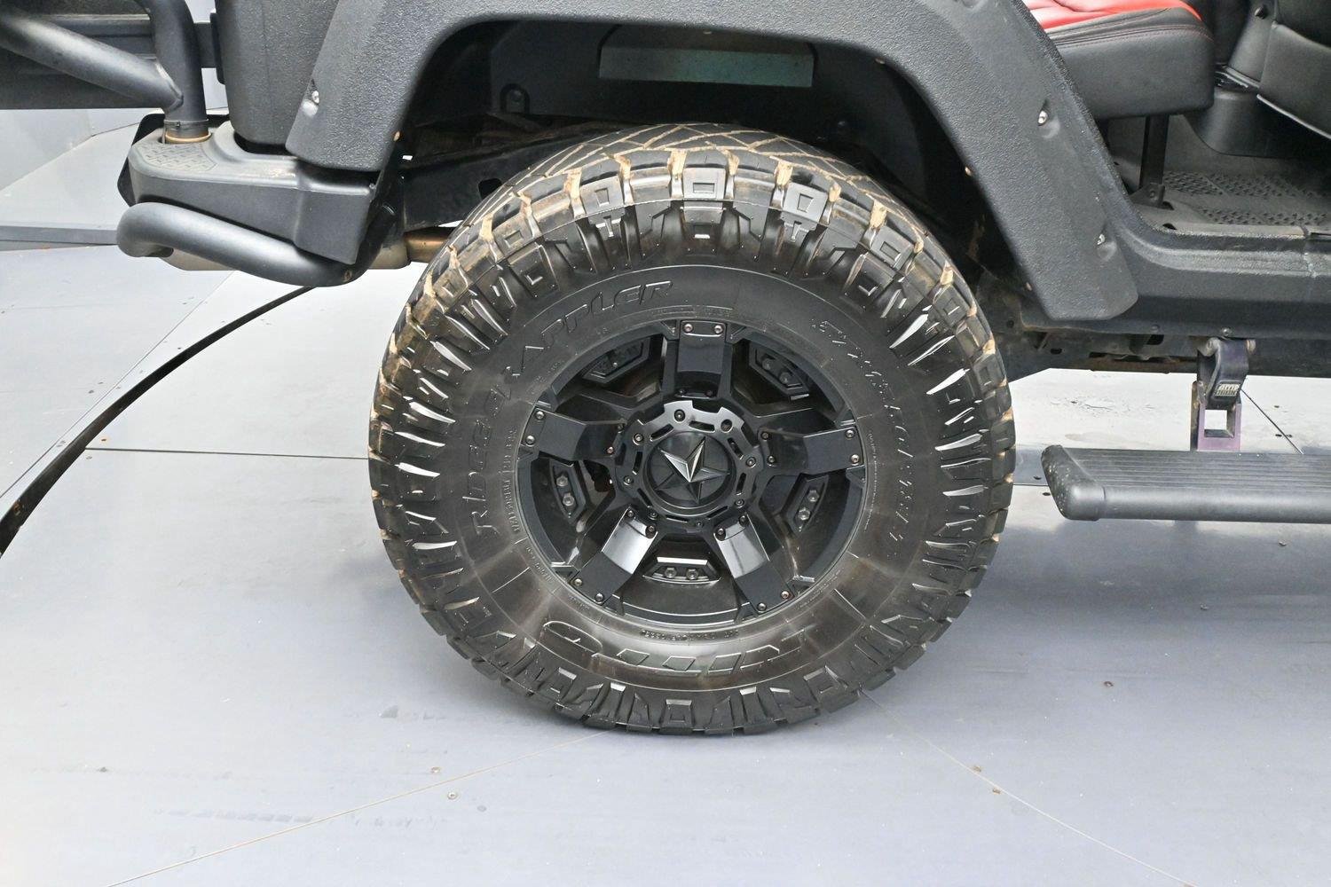 Used 2017 Jeep Wrangler Unlimited Rubicon AWD/4WD image 30