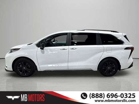 Used 2024 Toyota Sienna XSE AWD/4WD image 6