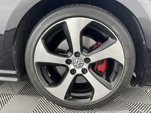 Used 2017 Volkswagen GTI S FWD image 12