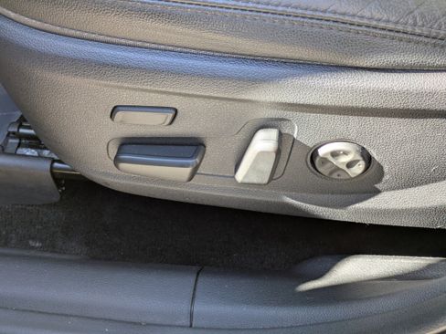 Used 2020 Hyundai Santa Fe Limited w/ Cargo Package image 20