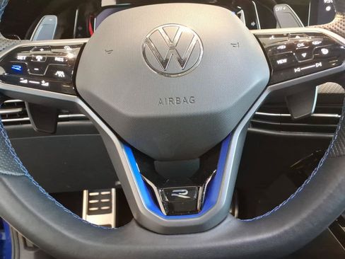 Used 2023 Volkswagen Golf R AWD/4WD image 23