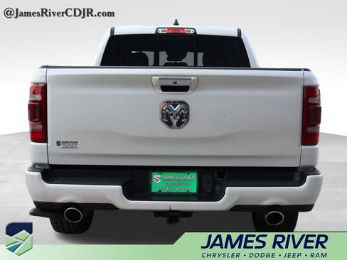 Used 2022 RAM 1500 Limited w/ Body Color Bumper Group AWD/4WD image 4