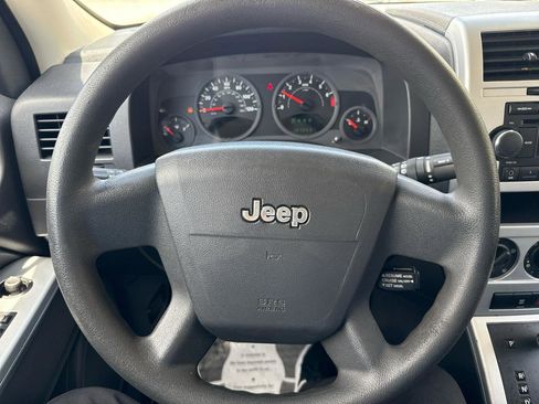 Used 2008 Jeep Patriot Sport FWD image 32