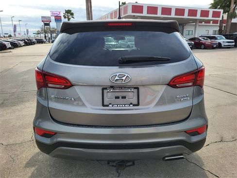 Used 2018 Hyundai Santa Fe Sport image 18