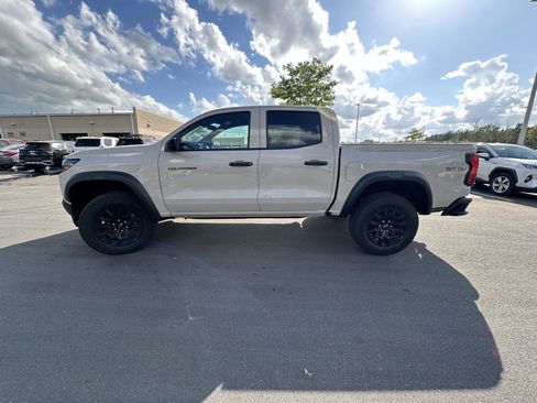 Used 2026 Chevrolet Colorado Trail Boss image 9