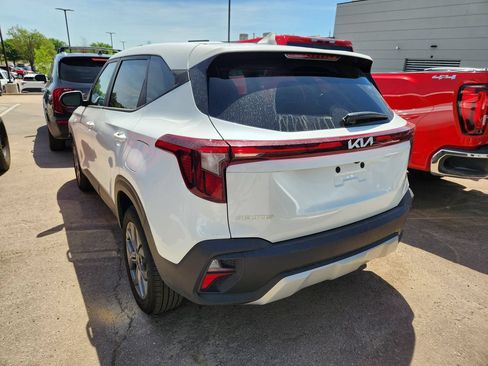 Certified 2026 Kia Seltos LX AWD/4WD image 14