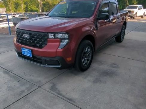 Used 2025 Ford Maverick XLT w/ XLT Luxury Package image 3