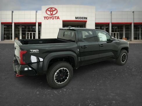 New 2026 Toyota Tacoma TRD Off-Road AWD/4WD image 10