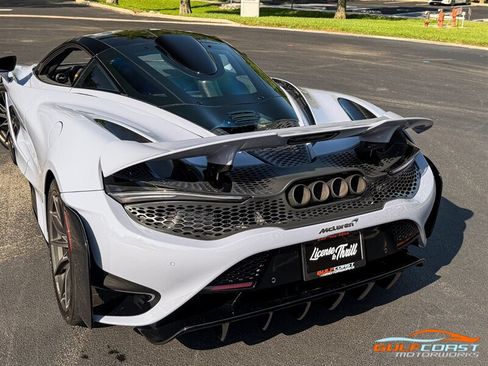 Used 2021 McLaren 765LT RWD image 49