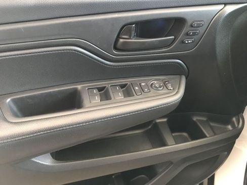 Used 2023 Honda Odyssey EX-L image 11