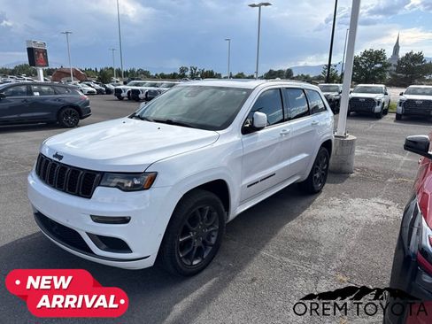 Used 2020 Jeep Grand Cherokee High Altitude AWD/4WD image 12