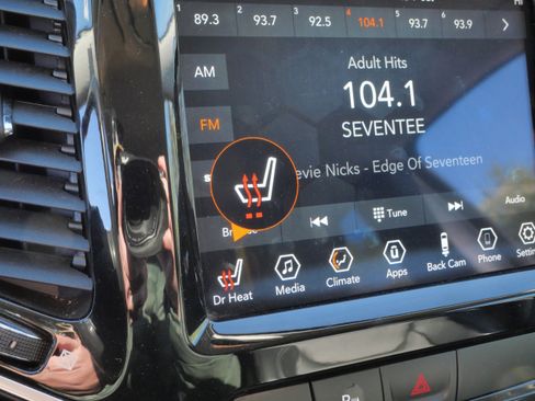Used 2019 Jeep Cherokee Limited AWD/4WD image 31