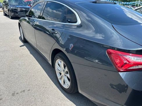 Used 2019 Chevrolet Malibu LT FWD image 4