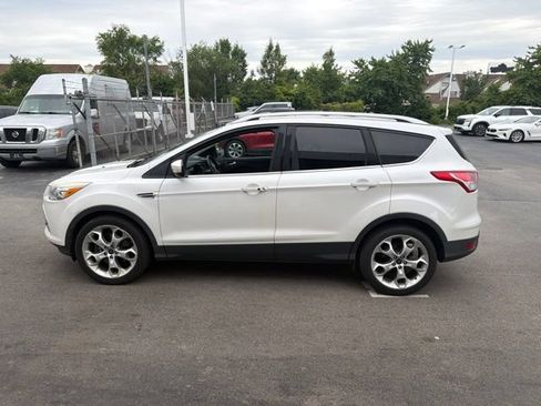 Used 2015 Ford Escape Titanium w/ Equipment Group 301A AWD/4WD image 9