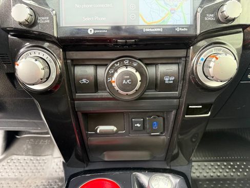 Used 2023 Toyota 4Runner TRD Off-Road Premium w/ Off Road Premium Plus Package AWD/4WD image 23