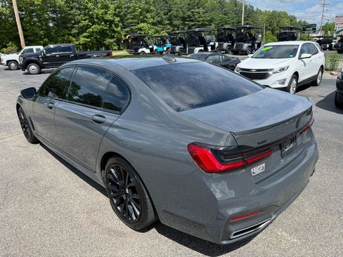 Used 2022 BMW 750i xDrive w/ M Sport Package AWD/4WD image 14