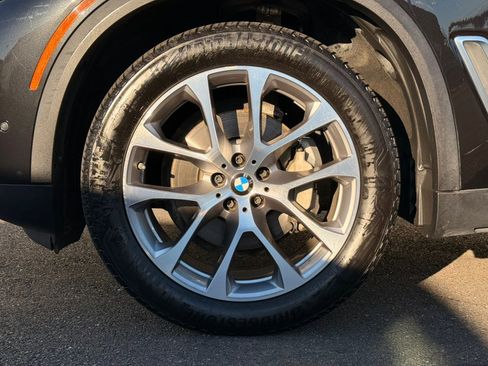 Used 2019 BMW X5 xDrive40i w/ Convenience Package image 48