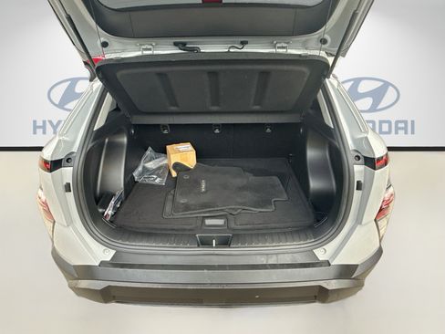 Used 2024 Hyundai Kona SEL FWD image 24