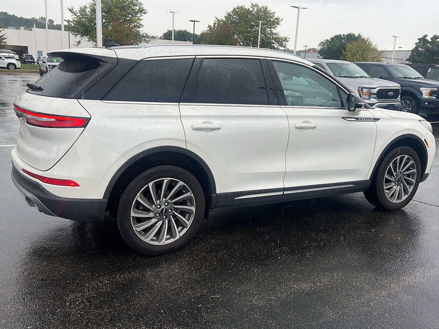 Used 2023 Lincoln Corsair Reserve w/ Equipment Group 201A AWD/4WD image 5