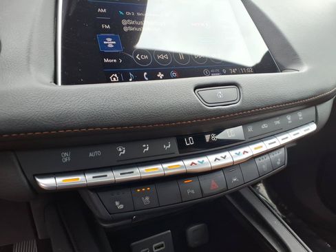 Certified 2023 Cadillac XT4 Premium Luxury AWD/4WD image 29