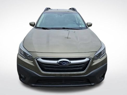 Used 2020 Subaru Outback Premium w/ Popular Package #1 AWD/4WD image 2