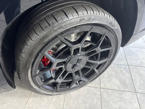 Used 2026 BMW XM Label Red w/ M Driver's Package image 22