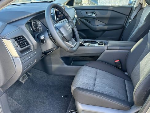 New 2026 Nissan Rogue SV AWD/4WD image 26