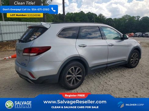 Used 2017 Hyundai Santa Fe SE AWD/4WD image 4