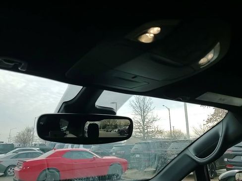 New 2026 Chrysler Pacifica Select image 29