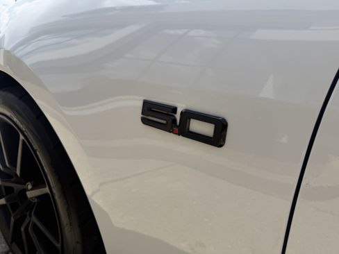 Used 2025 Ford Mustang GT RWD image 12