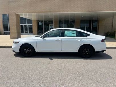 New 2025 Honda Accord SE