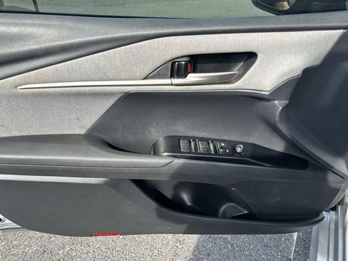 Used 2025 Toyota Camry LE w/ Convenience Package FWD image 15