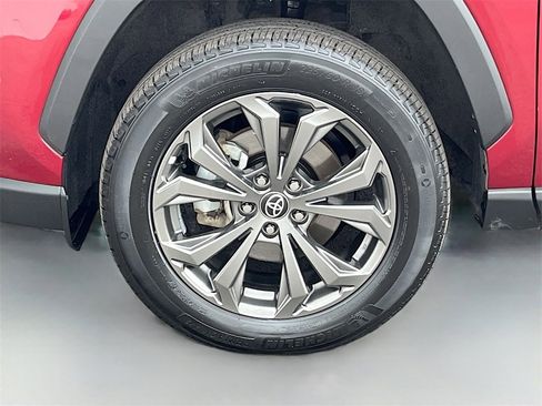 Used 2022 Toyota RAV4 Limited image 34