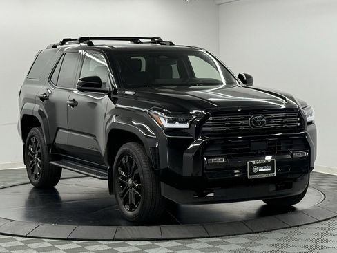 New 2025 Toyota 4Runner 4WD image 5