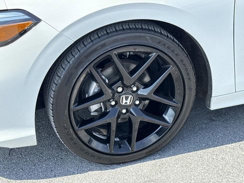 Used 2025 Honda Civic Sport image 30
