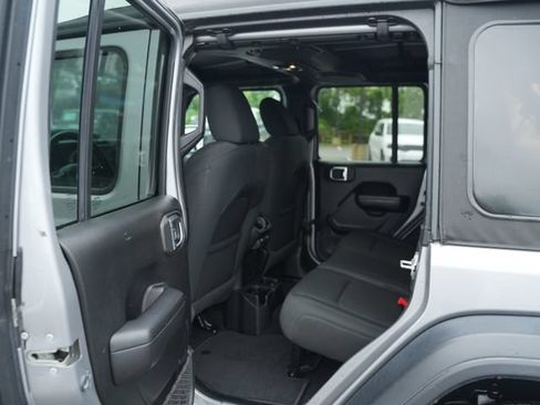 Used 2021 Jeep Wrangler Unlimited Sport AWD/4WD image 15