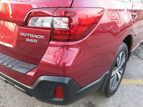 Used 2019 Subaru Outback 3.6R Limited image 39