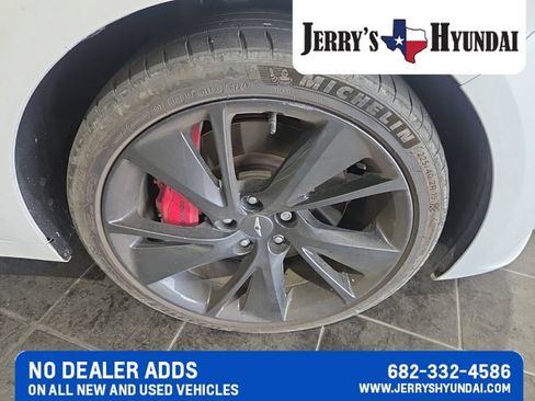 Used 2023 Genesis G70 3.3T w/ Sport Prestige Package RWD image 4
