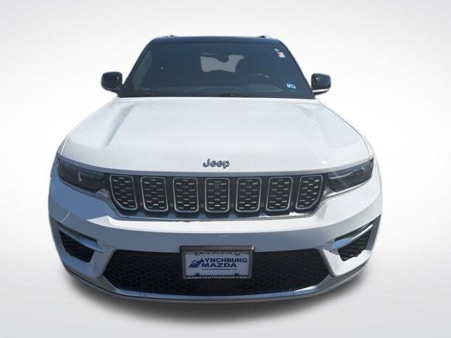 Used 2024 Jeep Grand Cherokee Summit AWD/4WD image 10