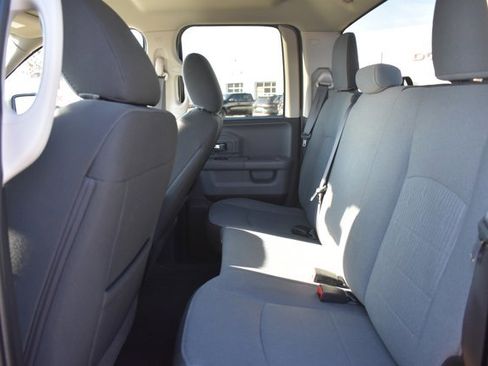 Used 2024 RAM 1500 Classic SLT image 15