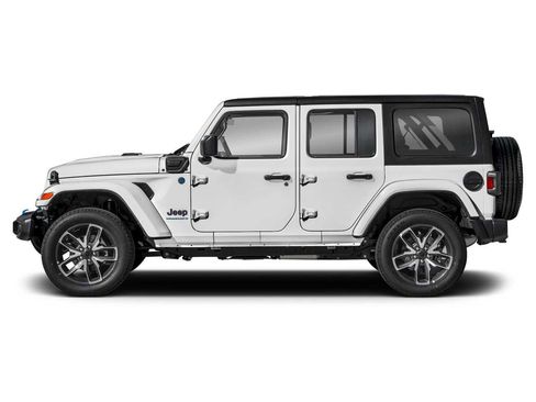 Used 2024 Jeep Wrangler Unlimited Sahara w/ Safety Group AWD/4WD image 3
