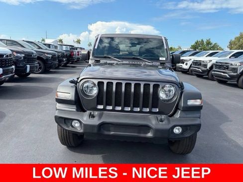 Used 2020 Jeep Wrangler Unlimited Sport S AWD/4WD image 2