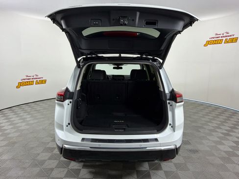 Certified 2026 Nissan Rogue Platinum AWD/4WD image 5